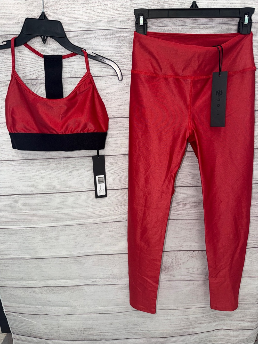 Noli Red Sports Bra & High-Waist Leggings Set❤️